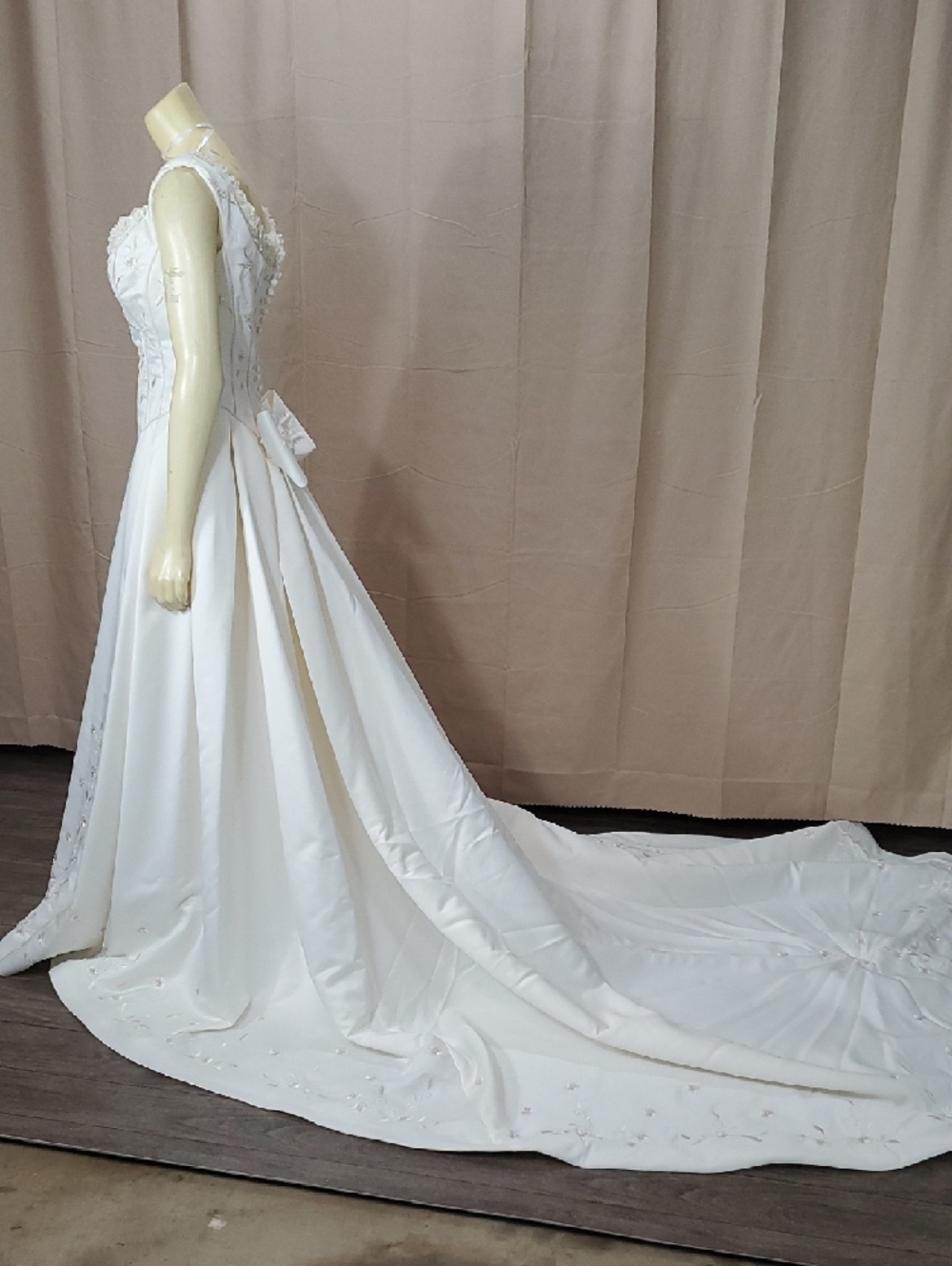 Classic White Bridal Gown with Corset Bodice and Chapel Train - Picture 9 of 16